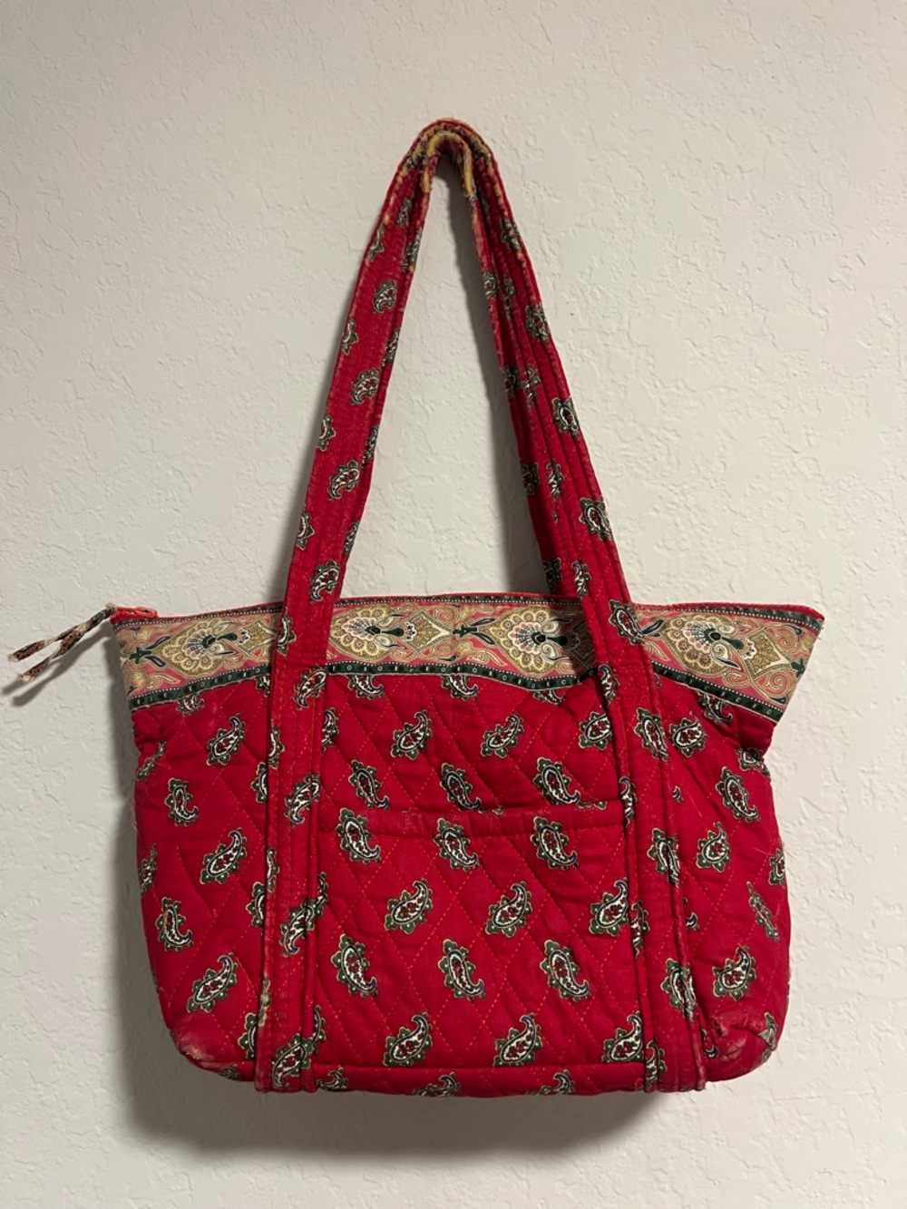 Vtg Vera Bradley INDIANA Apple Red Paisley Zip Top Shoulder Bag MITUSA -SEE PICS
